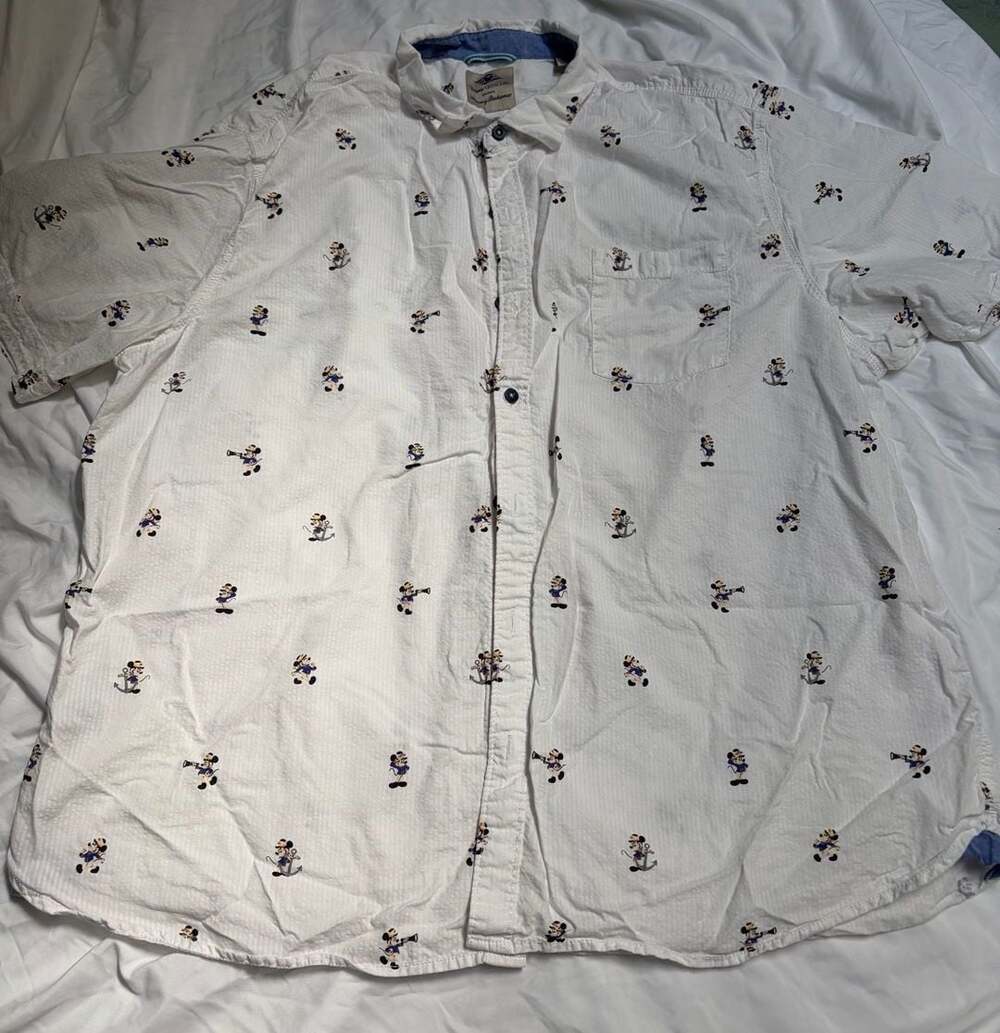 Tommy Bahama Disney Cruise Line Mickey Mouse Button Up Shirt White